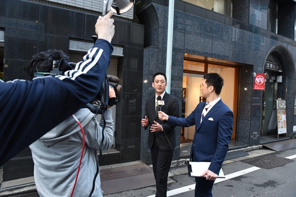 Interviewed by Tokyo Mx News. Hayashida gallery